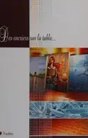 Book cover of Des encriers sur la table--