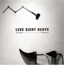 Book cover of Leve sieht Beuys