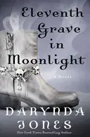 Book cover of Eleventh Grave in Moonlight