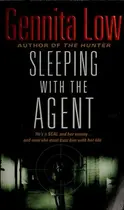 Book cover of Sleeping with the agent