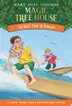 Book cover of High tide in Hawaii