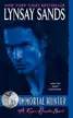 Book cover of The immortal hunter