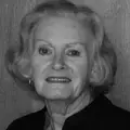 Photo of Elizabeth Oldfield
