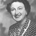 Photo of Elizabeth Cadell
