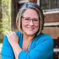 Photo of Heidi Gray McGill