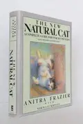 Book cover of The new natural cat