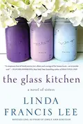 Book cover of The Glass Kitchen (Thorndike Press Large Print Women's Fiction)