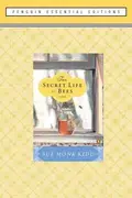 Book cover of The Secret Life of Bees