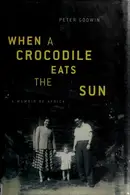 Book cover of When a crocodile eats the sun