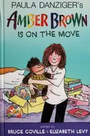Book cover of Paula Danziger's Amber Brown is On the Move