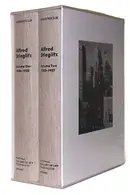 Book cover of Alfred Stieglitz