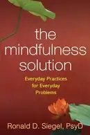 Book cover of The mindfulness solution