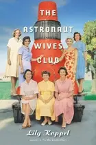 Book cover of The astronaut wives club