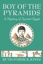 Book cover of Boy of the pyramids