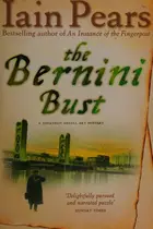 Book cover of The Bernini bust