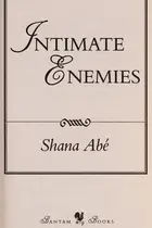Book cover of Intimate enemies