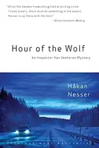 Book cover of Hour of the Wolf