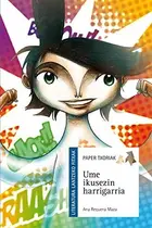 Book cover of Literatura lantzeko fitxak. Ume ikusezin harrigarria