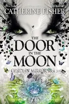 Book cover of The door in the moon