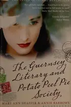 Book cover of The Guernsey Literary and Potato Peel Pie Society