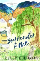 Book cover of Surrender to Me