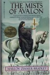 Book cover of The Mists of Avalon