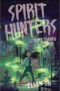 Book cover of Spirit Hunters