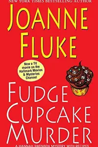 Book cover of Fudge Cupcake Murder