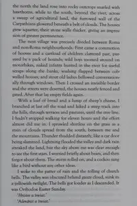 Book cover of Walking the woods and the water