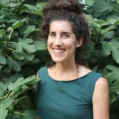 Photo of Joanna Lowell